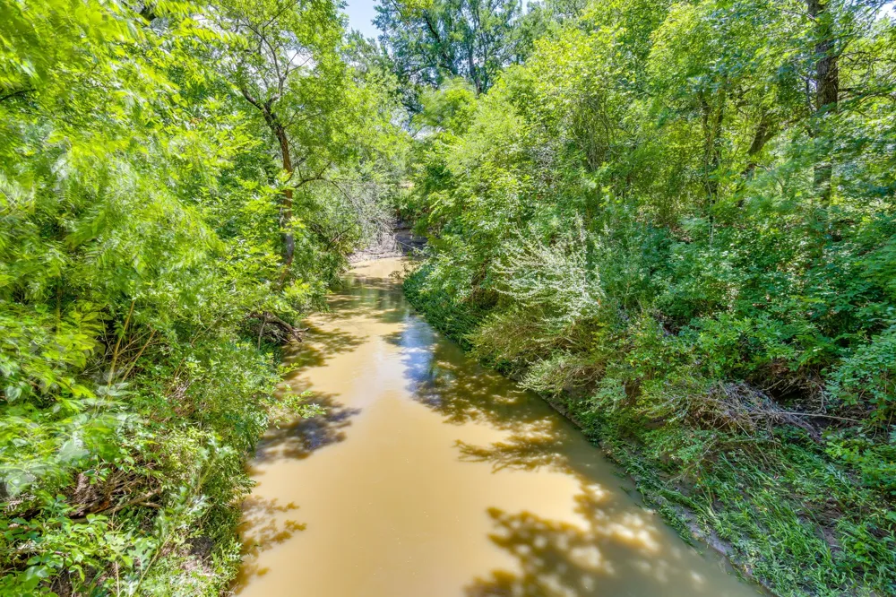 11533 Fm 2258 Grandview, TX 76050
