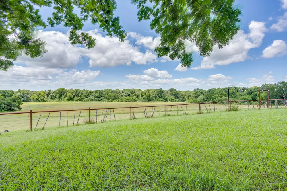 11533 Fm 2258 Grandview, TX 76050