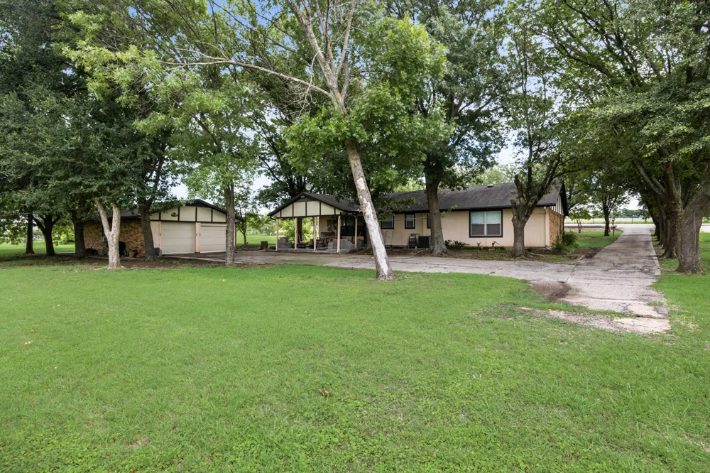 235 Eugene Lane Nevada, TX 75173