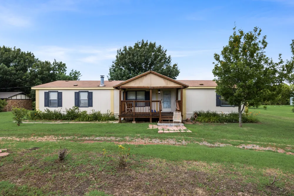235 Eugene Lane Nevada, TX 75173