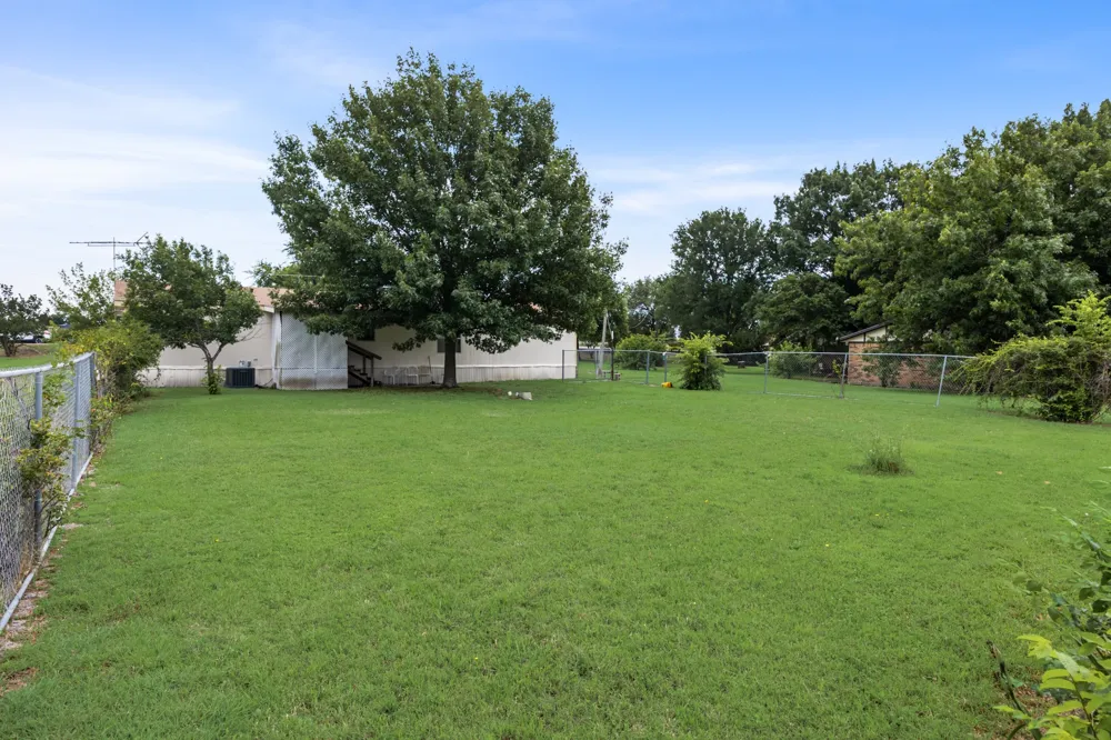 235 Eugene Lane Nevada, TX 75173