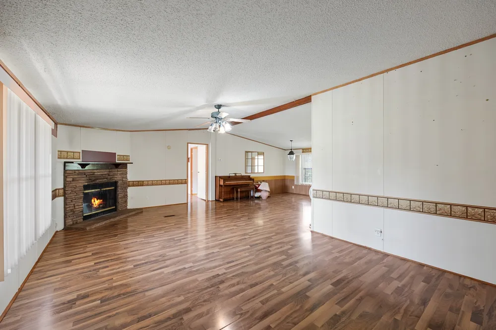235 Eugene Lane Nevada, TX 75173