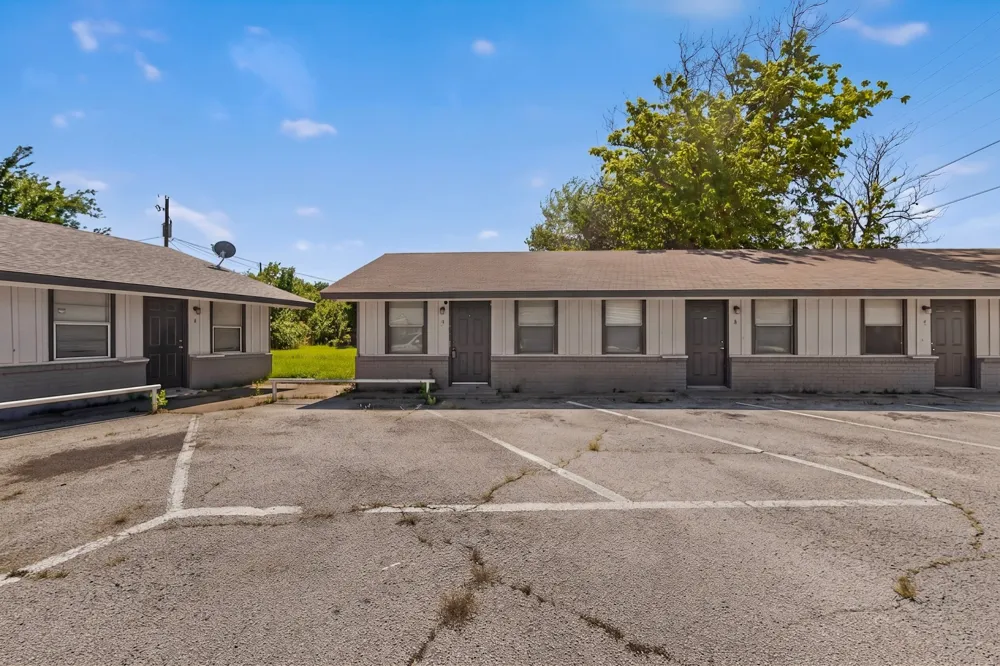 1585 Mill Street Lewisville, TX 75057
