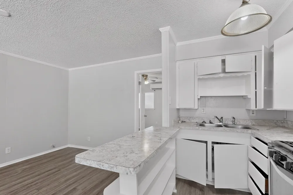 1585 Mill Street Lewisville, TX 75057