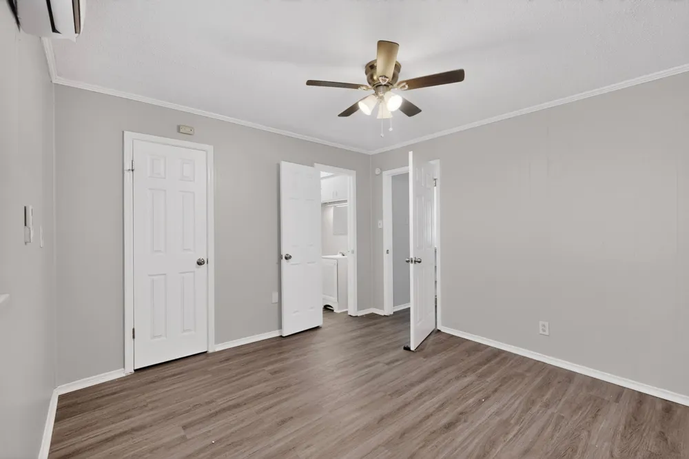 1585 Mill Street Lewisville, TX 75057