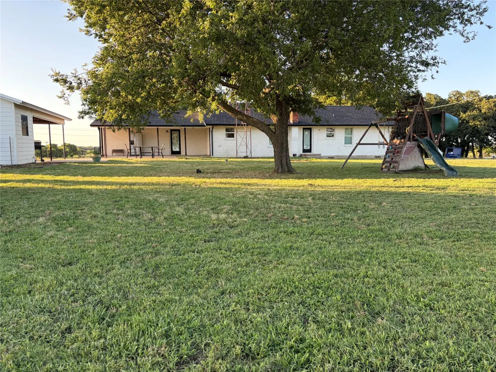 1306 Mcdaniel Street Callisburg, TX 76240