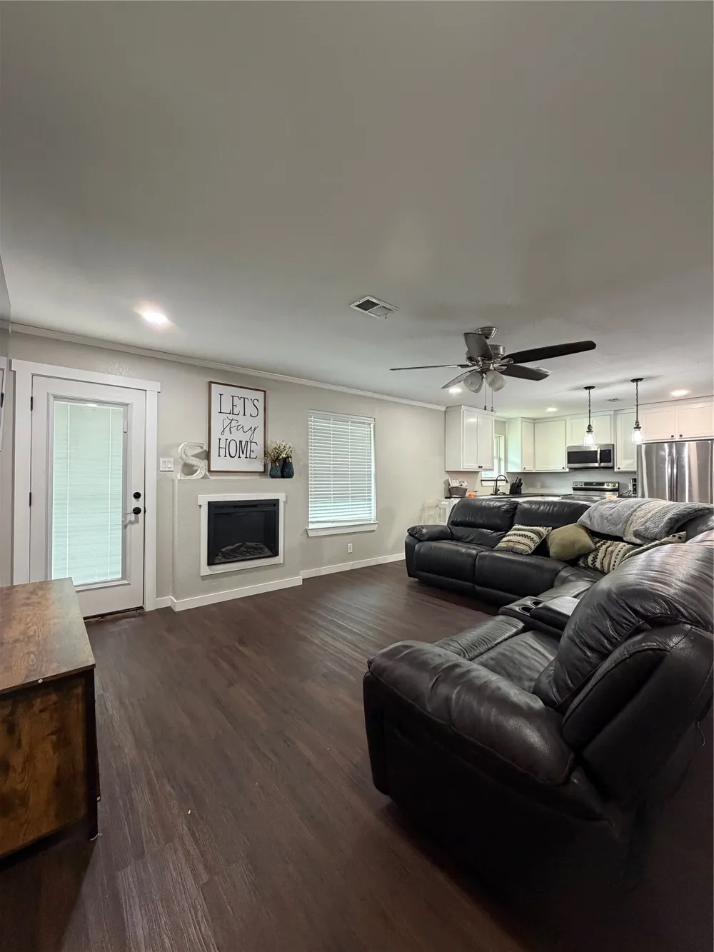 1306 Mcdaniel Street Callisburg, TX 76240