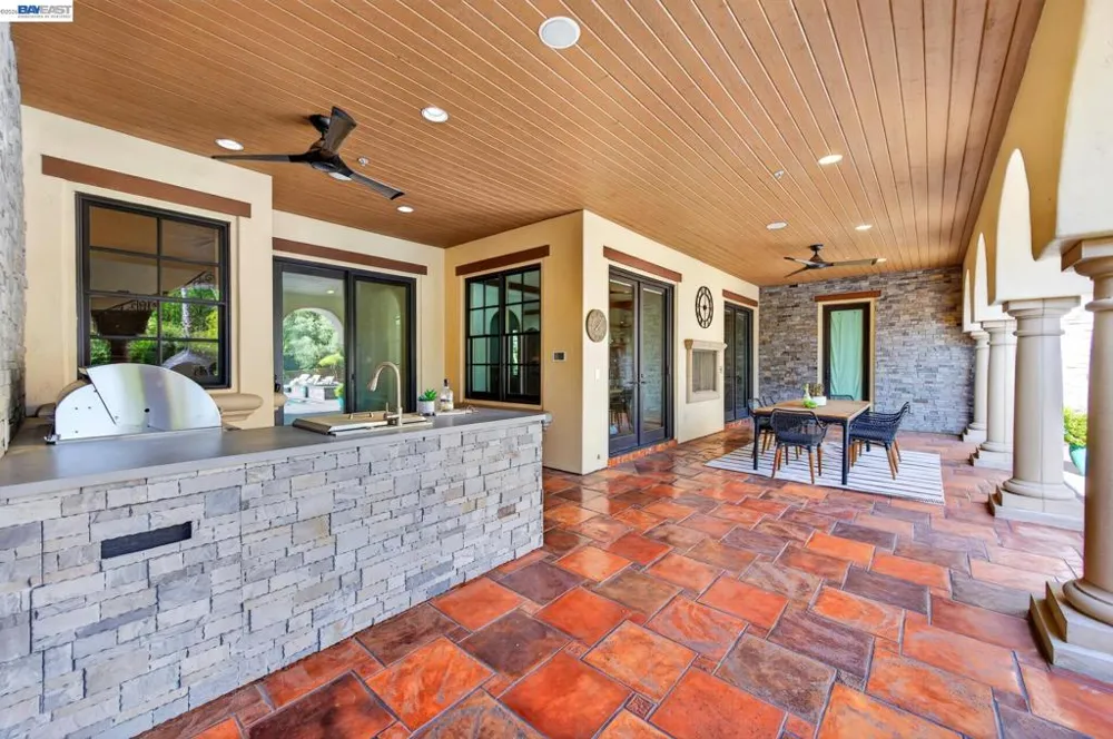 2751 Crellin RD Pleasanton, CA 94566
