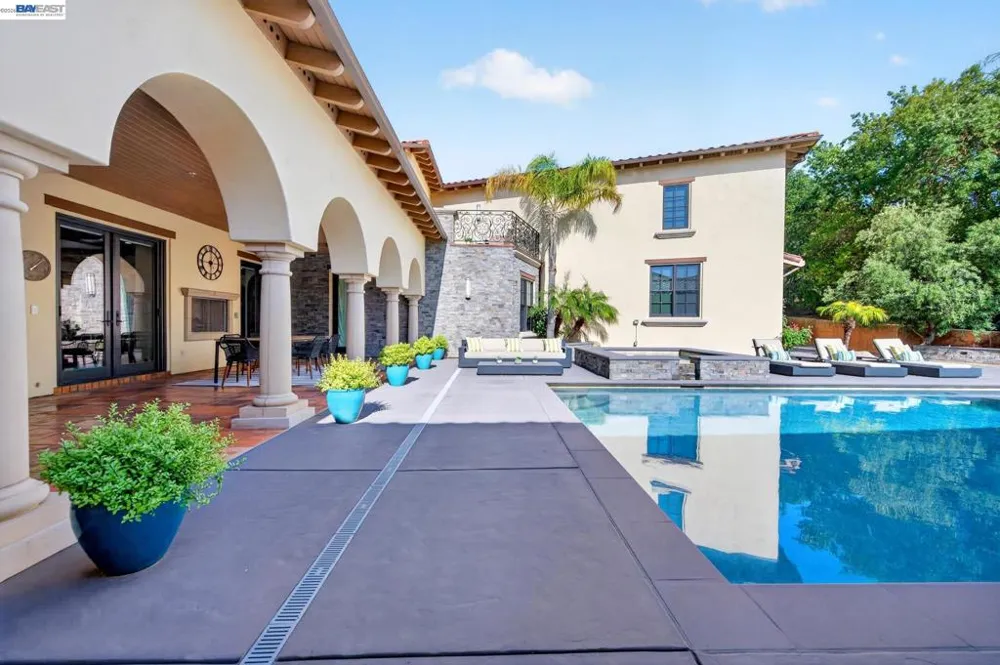 2751 Crellin RD Pleasanton, CA 94566