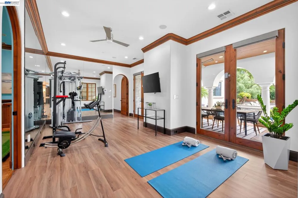 2751 Crellin RD Pleasanton, CA 94566
