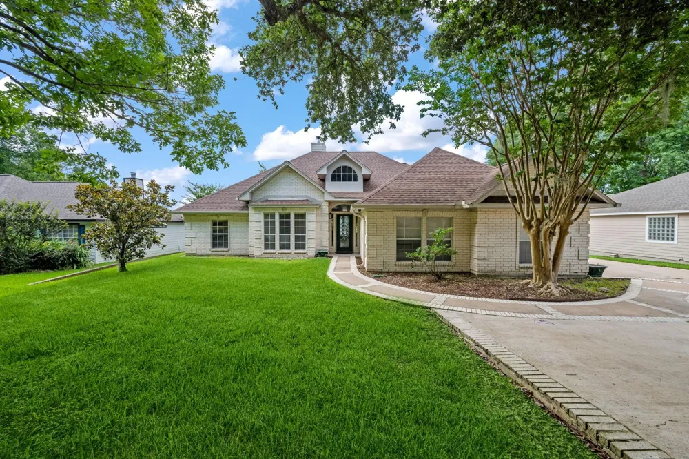 151 Lake Oaks Boulevard Coldspring, TX 77331