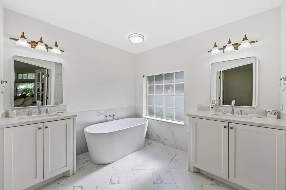 151 Lake Oaks Boulevard Coldspring, TX 77331