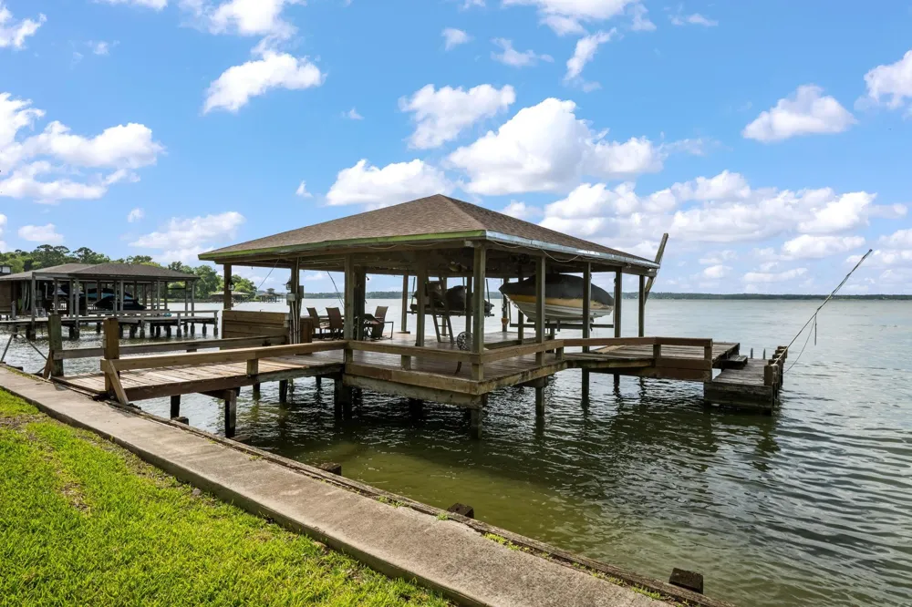 151 Lake Oaks Boulevard Coldspring, TX 77331