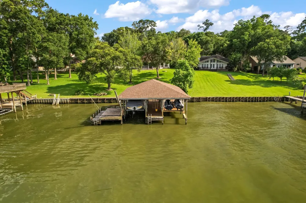 151 Lake Oaks Boulevard Coldspring, TX 77331