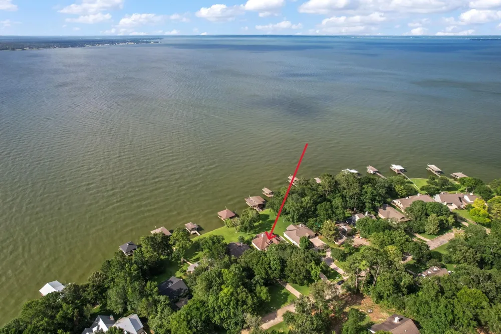 151 Lake Oaks Boulevard Coldspring, TX 77331