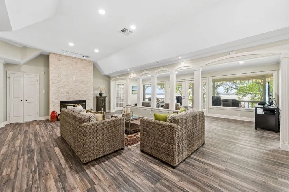 151 Lake Oaks Boulevard Coldspring, TX 77331