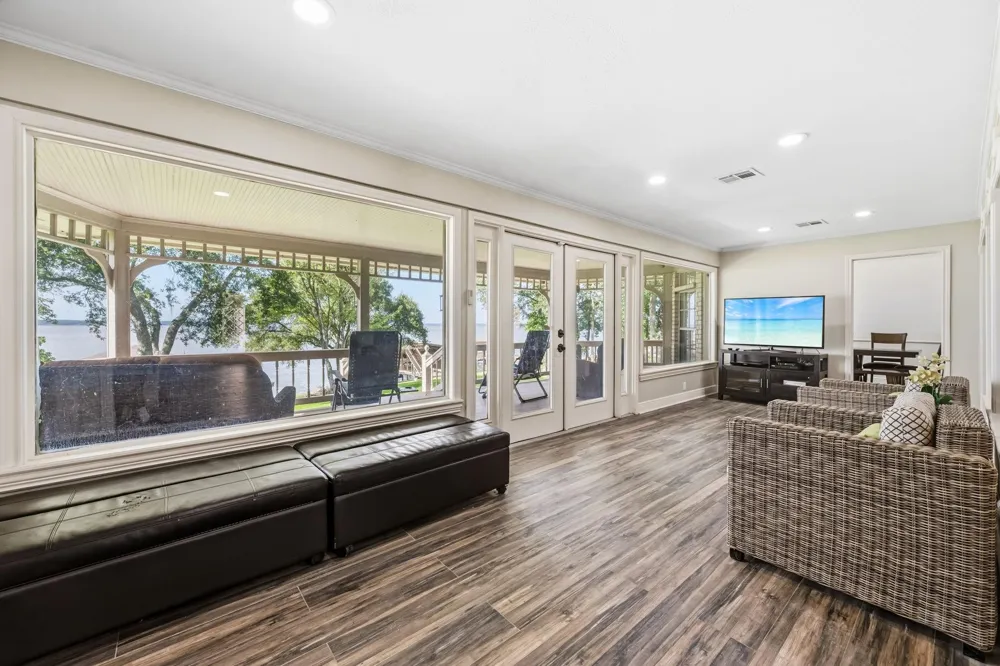 151 Lake Oaks Boulevard Coldspring, TX 77331