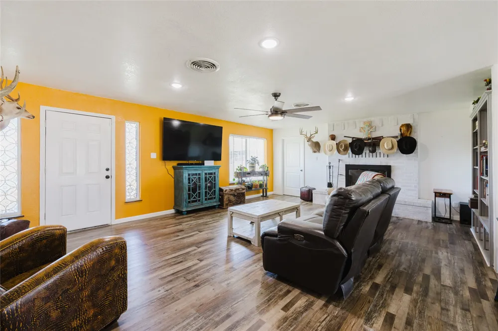 6217 Highway 183 Cisco, TX 76437