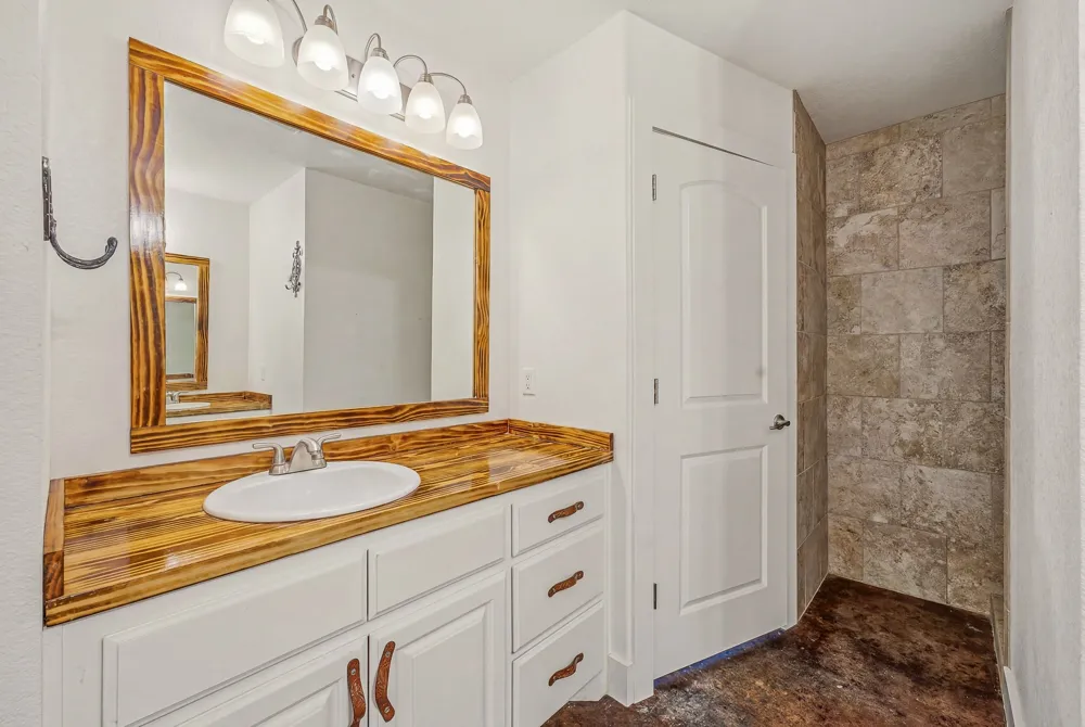 930 County Road 161 Road Stephenville, TX 76401