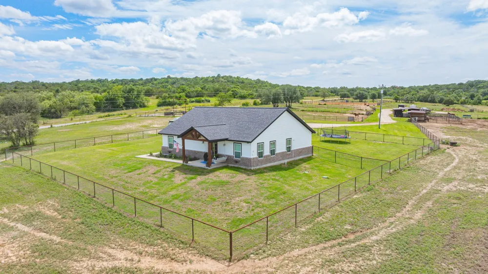 930 County Road 161 Road Stephenville, TX 76401