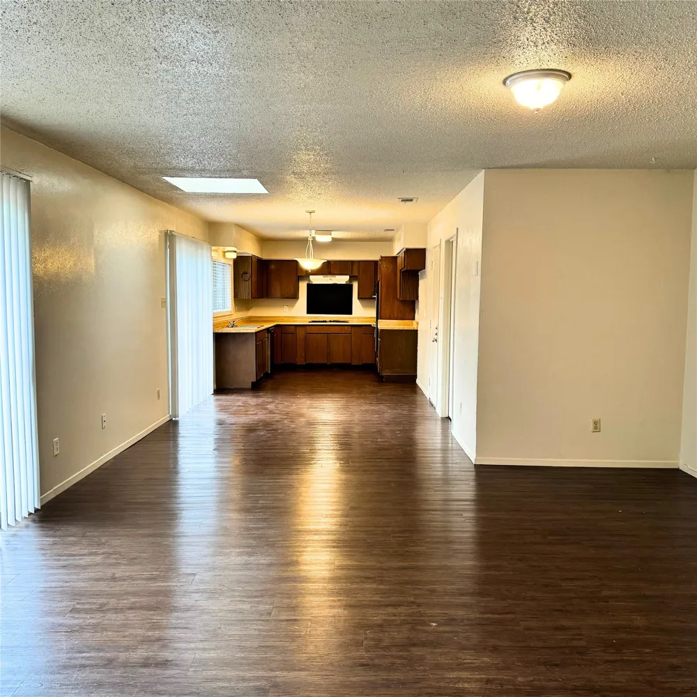 628 Taylor Court Duncanville, TX 75137