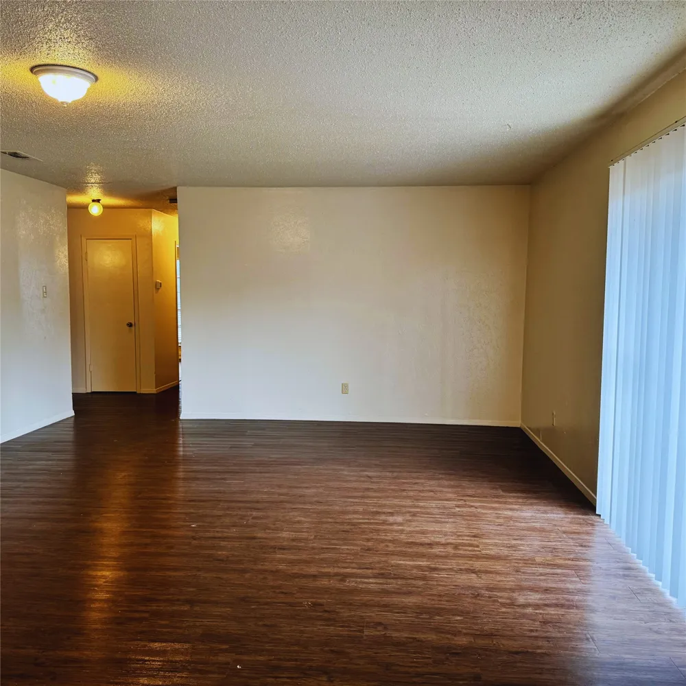 628 Taylor Court Duncanville, TX 75137