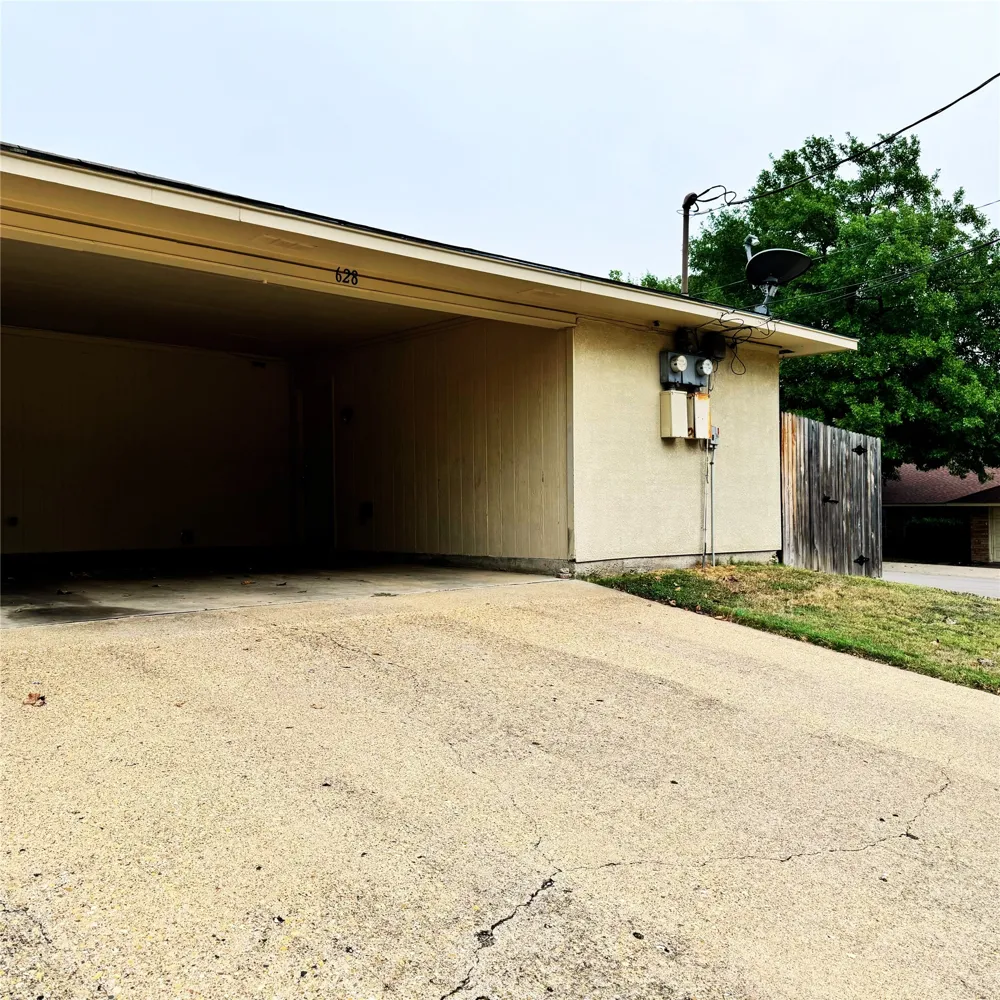 628 Taylor Court Duncanville, TX 75137