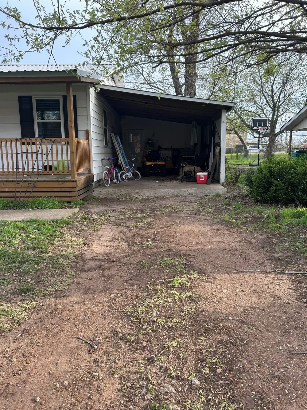 313 E Main Street Fairfield, TX 75840