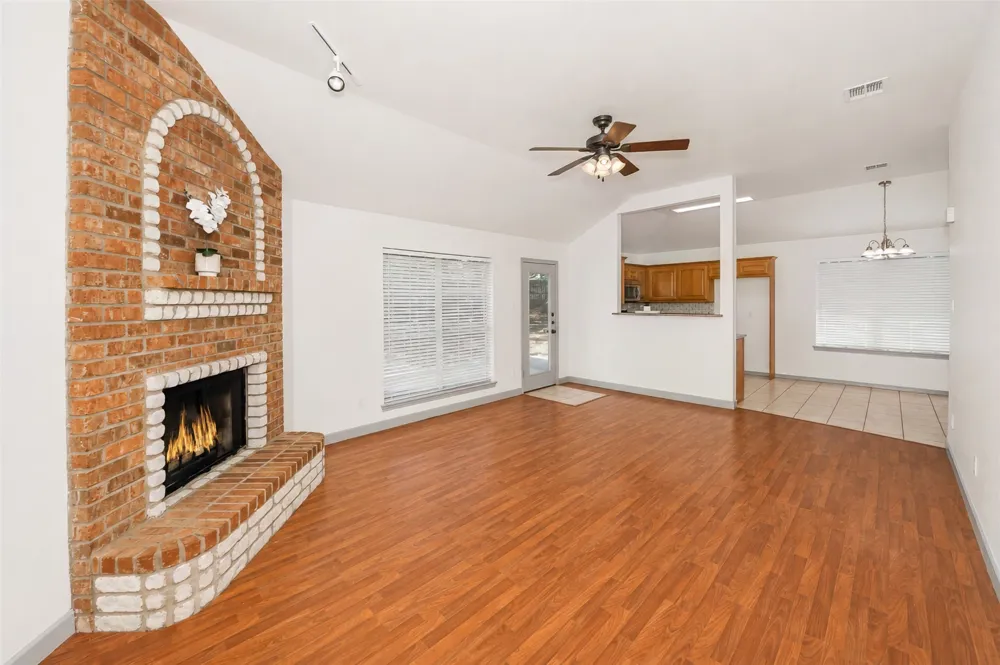 501 Brookfield Drive Boyd, TX 76023
