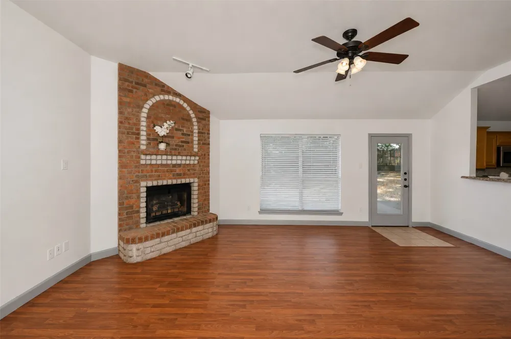 501 Brookfield Drive Boyd, TX 76023