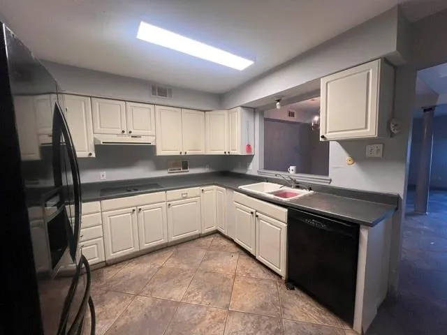 6304 S Rice Avenue Bellaire, TX 77401