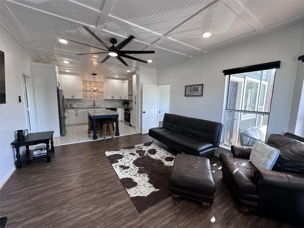2164 Tanglewood Boulevard #B202 Pottsboro, TX 75076