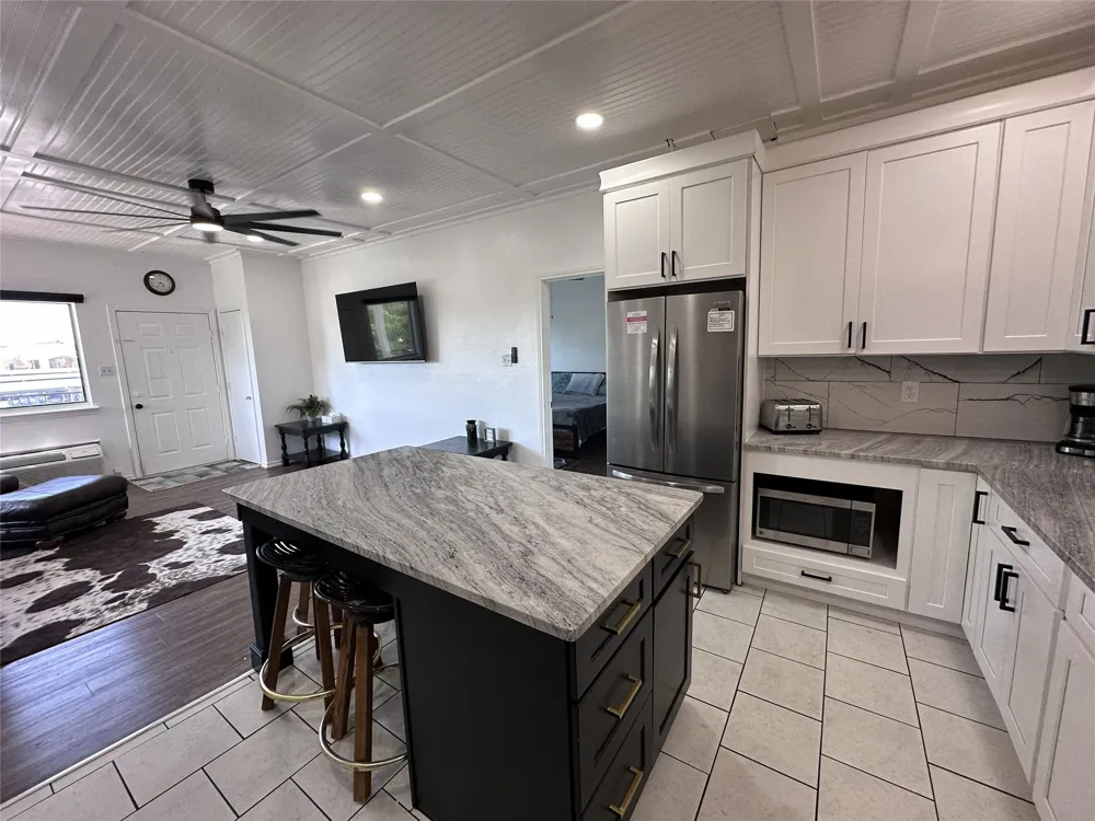 2164 Tanglewood Boulevard #B202 Pottsboro, TX 75076