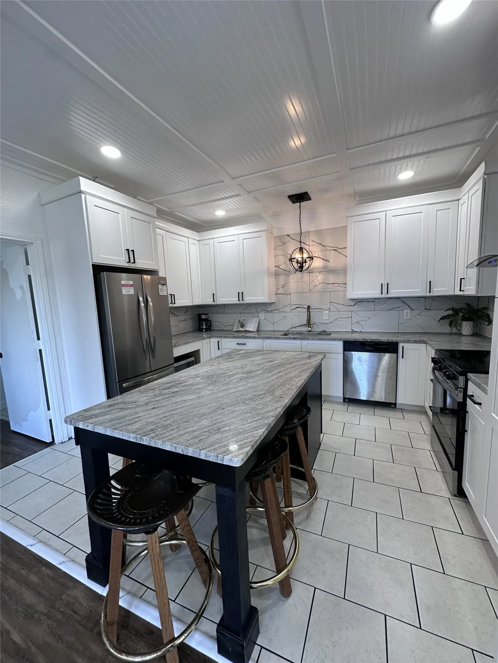 2164 Tanglewood Boulevard #B202 Pottsboro, TX 75076