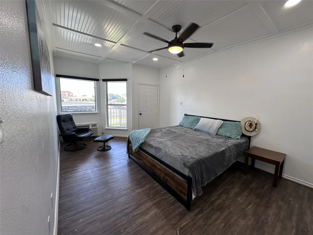 2164 Tanglewood Boulevard #B202 Pottsboro, TX 75076