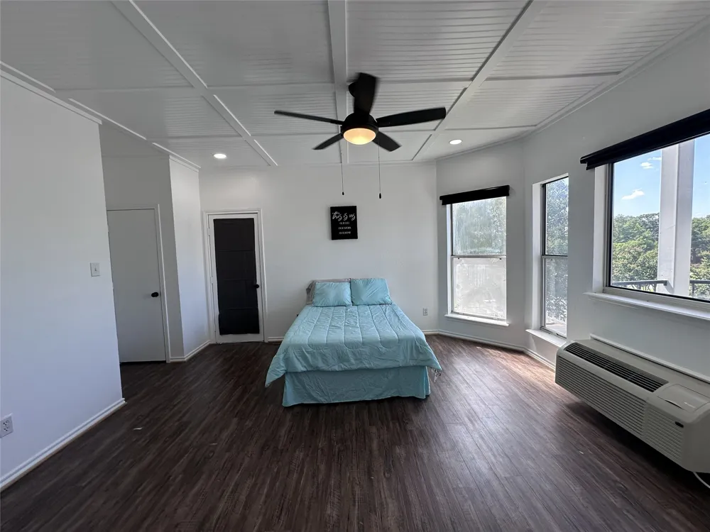 2164 Tanglewood Boulevard #B202 Pottsboro, TX 75076