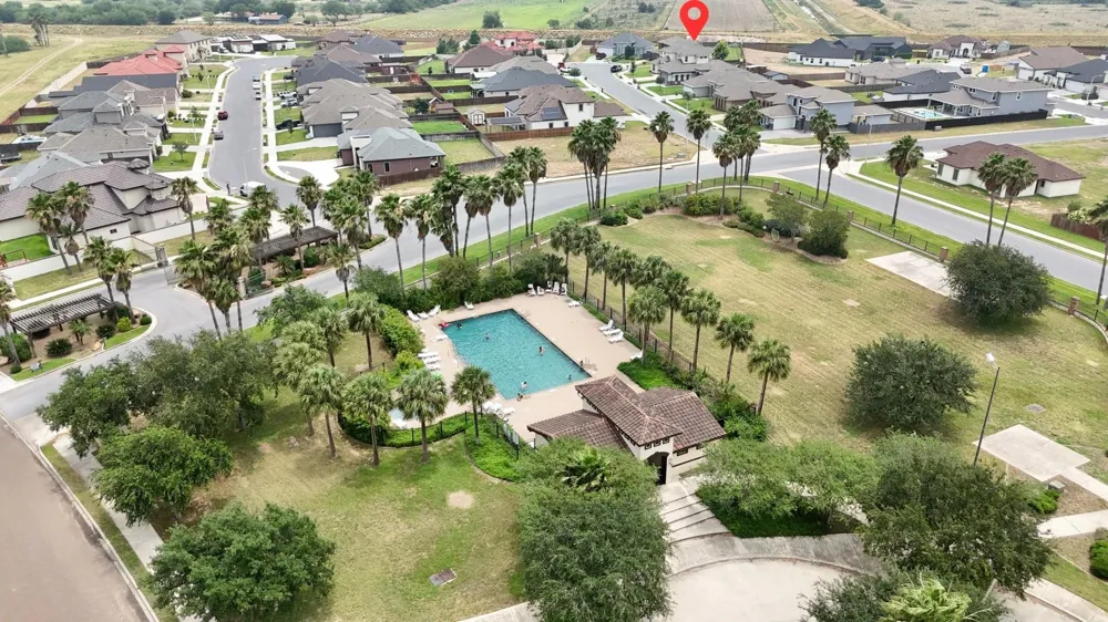 2016 Santa Fe Circle Edinburg, TX 78542