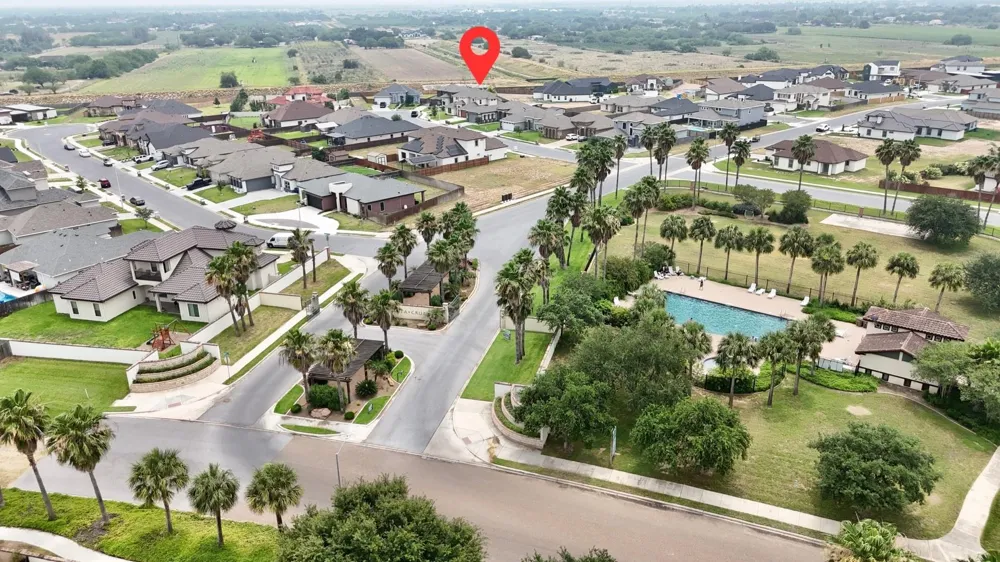 2016 Santa Fe Circle Edinburg, TX 78542