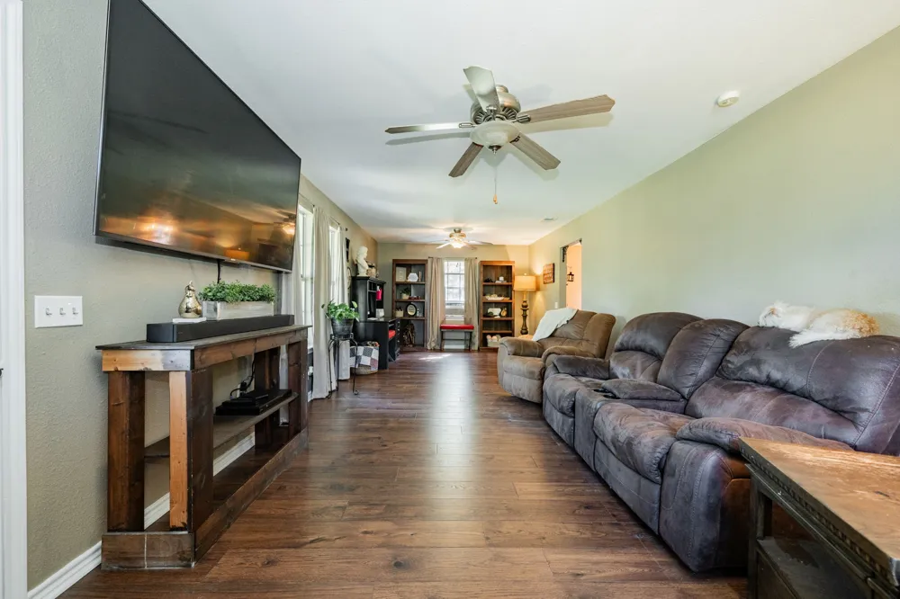 815 VZ County Road 4409 Ben Wheeler, TX 75754