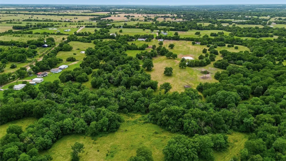 County Road 3090 Ben Franklin, TX 75415