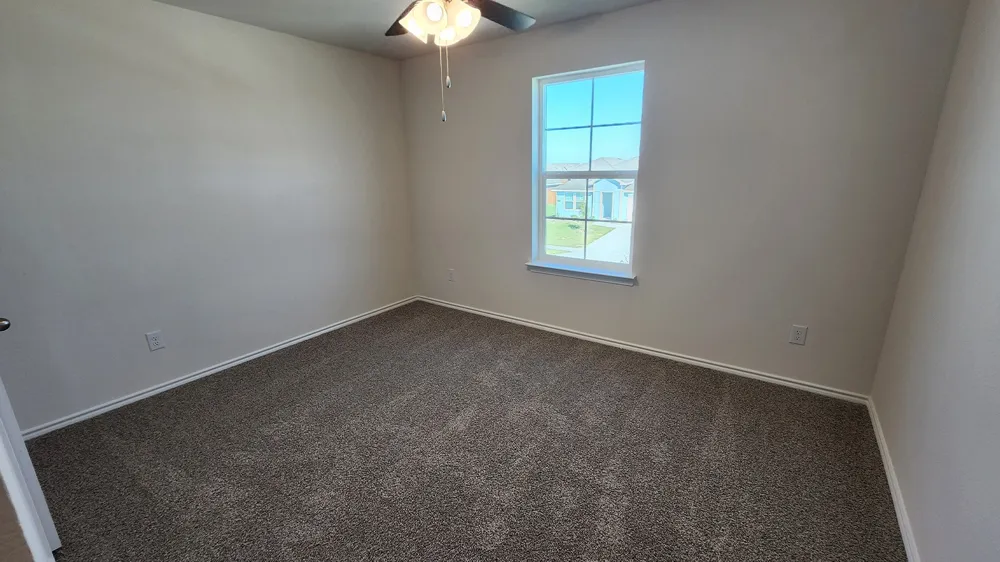 1206 Breezy Oak Drive Nevada, TX 75173
