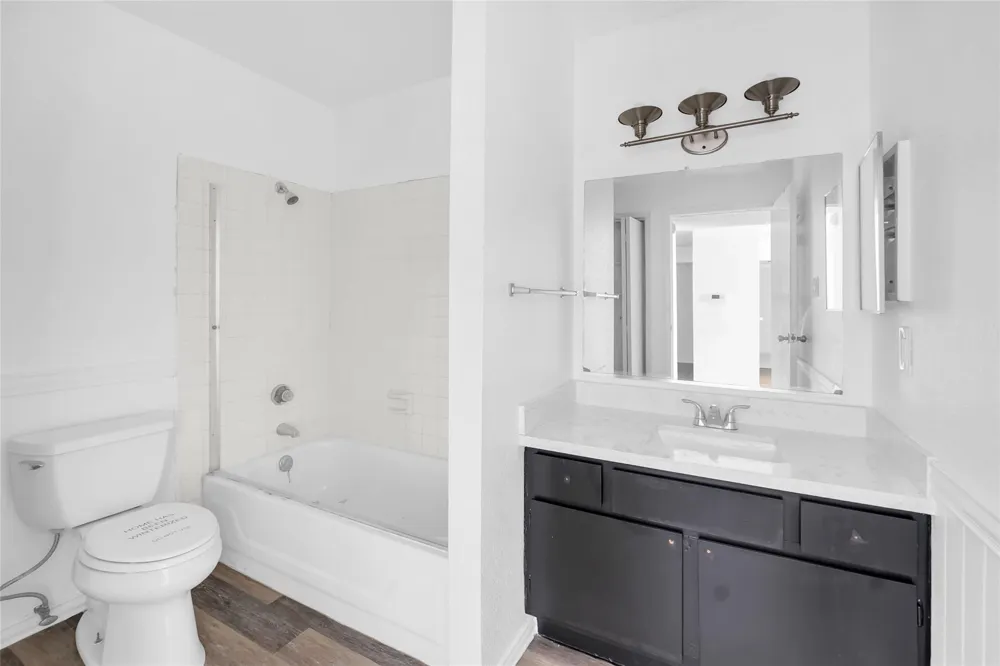 18511 Egret Bay Boulevard #502 Webster, TX 77058