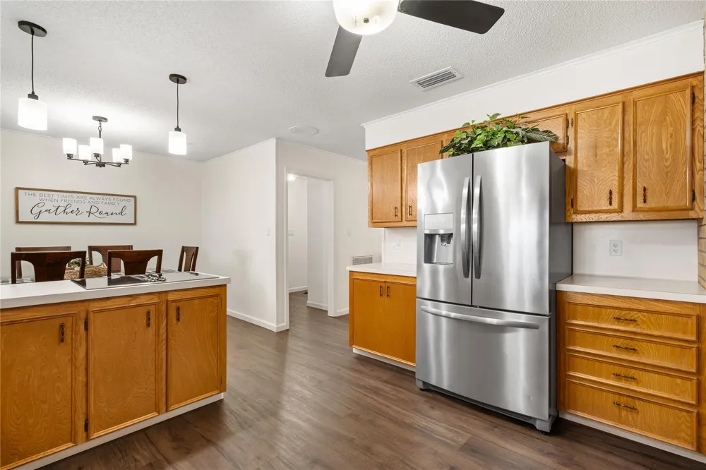 113 Suffolk Lane Hallettsville, TX 77964