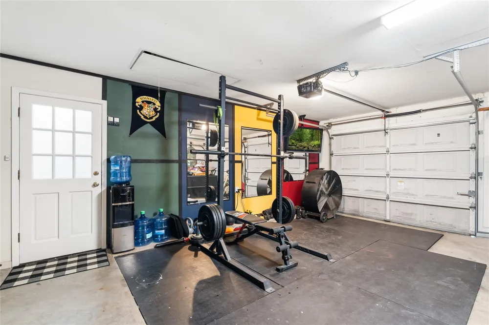 113 Suffolk Lane Hallettsville, TX 77964