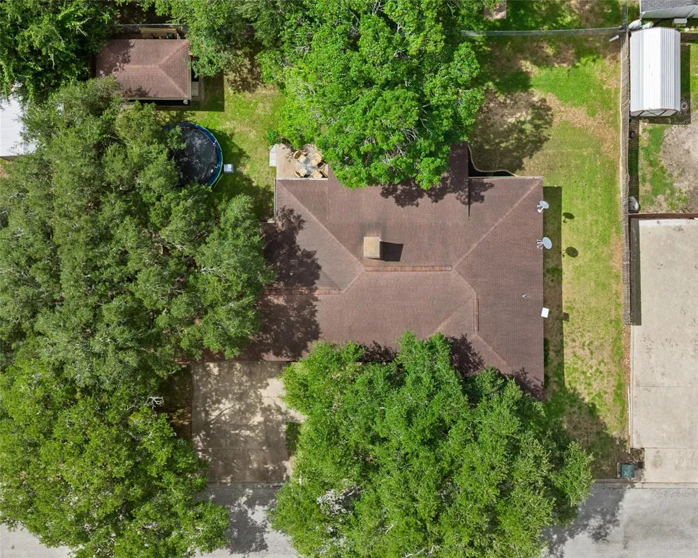 113 Suffolk Lane Hallettsville, TX 77964