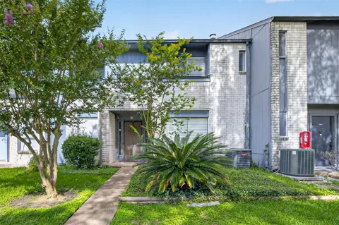 8310 Augustine Drive #B