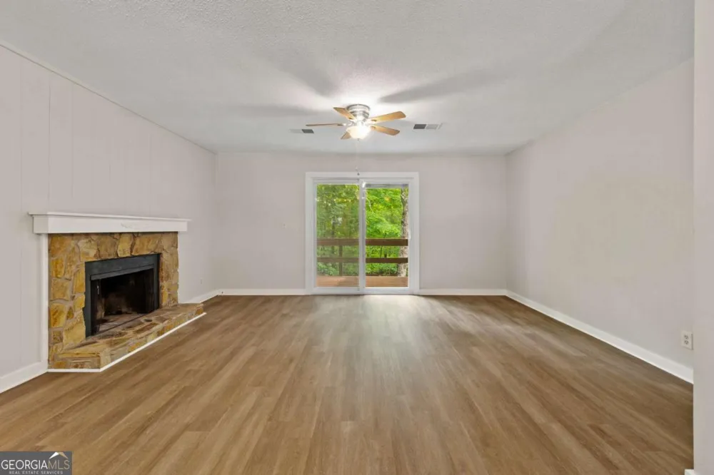 29 Mountain View CT Waleska, GA 30183
