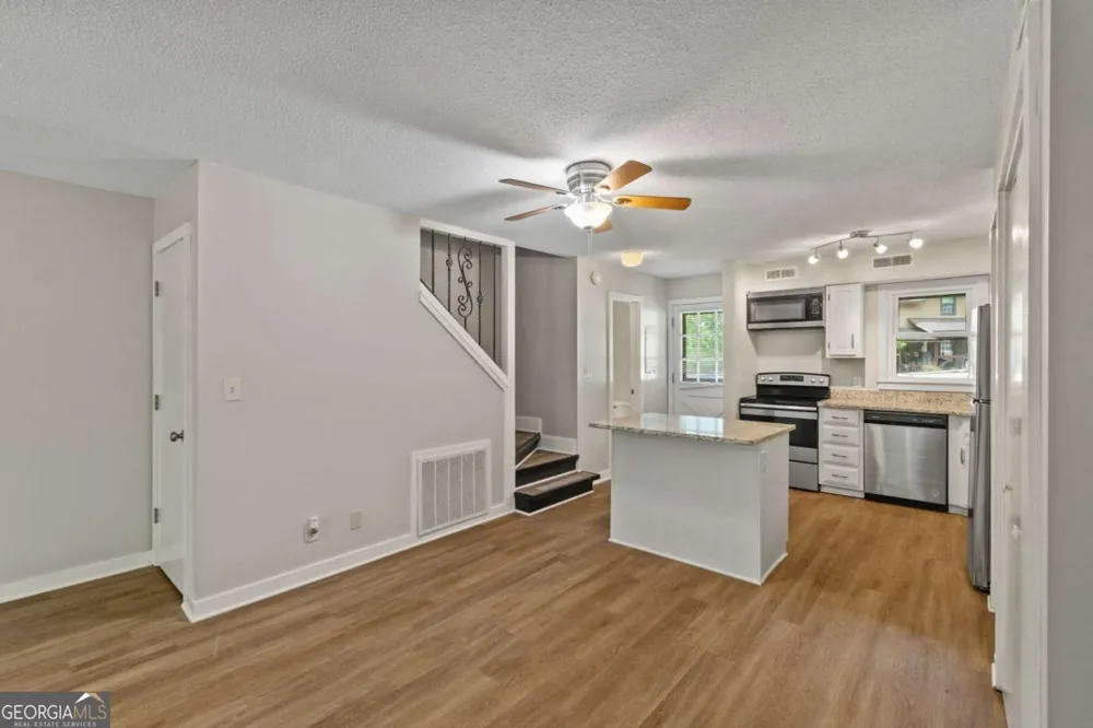 29 Mountain View CT Waleska, GA 30183