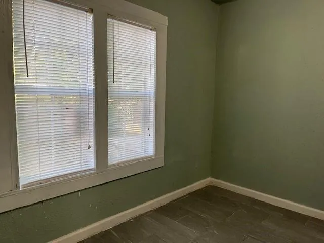 1806 Avenue S Freeport, TX 77541