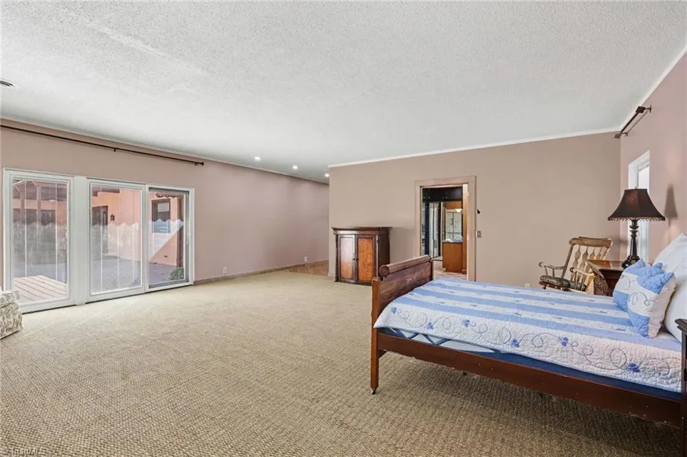 5427 Tallwood Estates Drive Thomasville, NC 27360